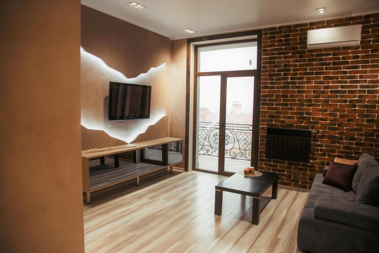 Апартаменты Центр Uman Square Apartment المظهر الخارجي الصورة